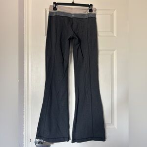 Lululemon Full Length Flare Yoga Pants SIZE 6
